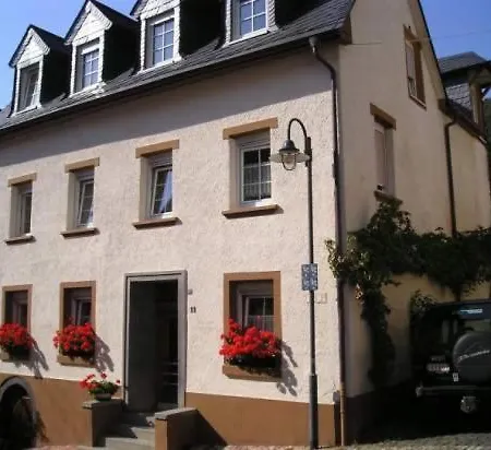 Gaestehaus Sehl Lägenhet